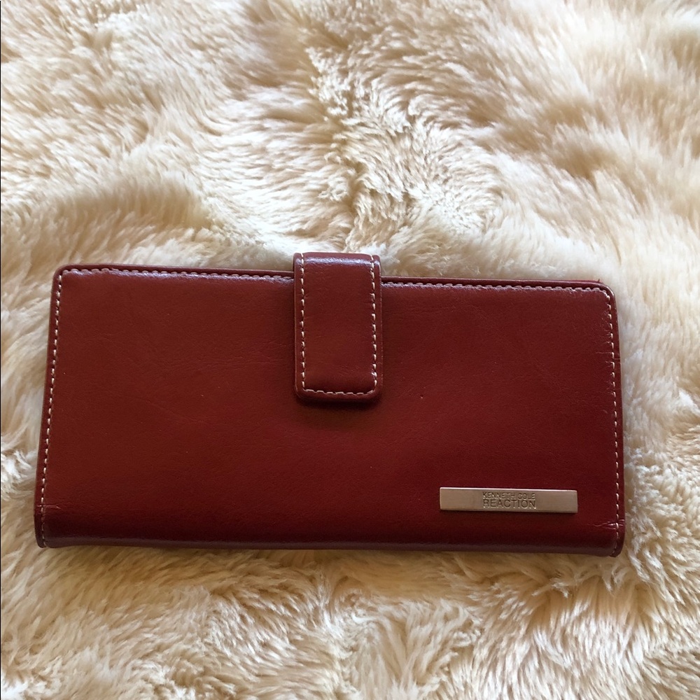 Reaction Kenneth Cole Red Wallet